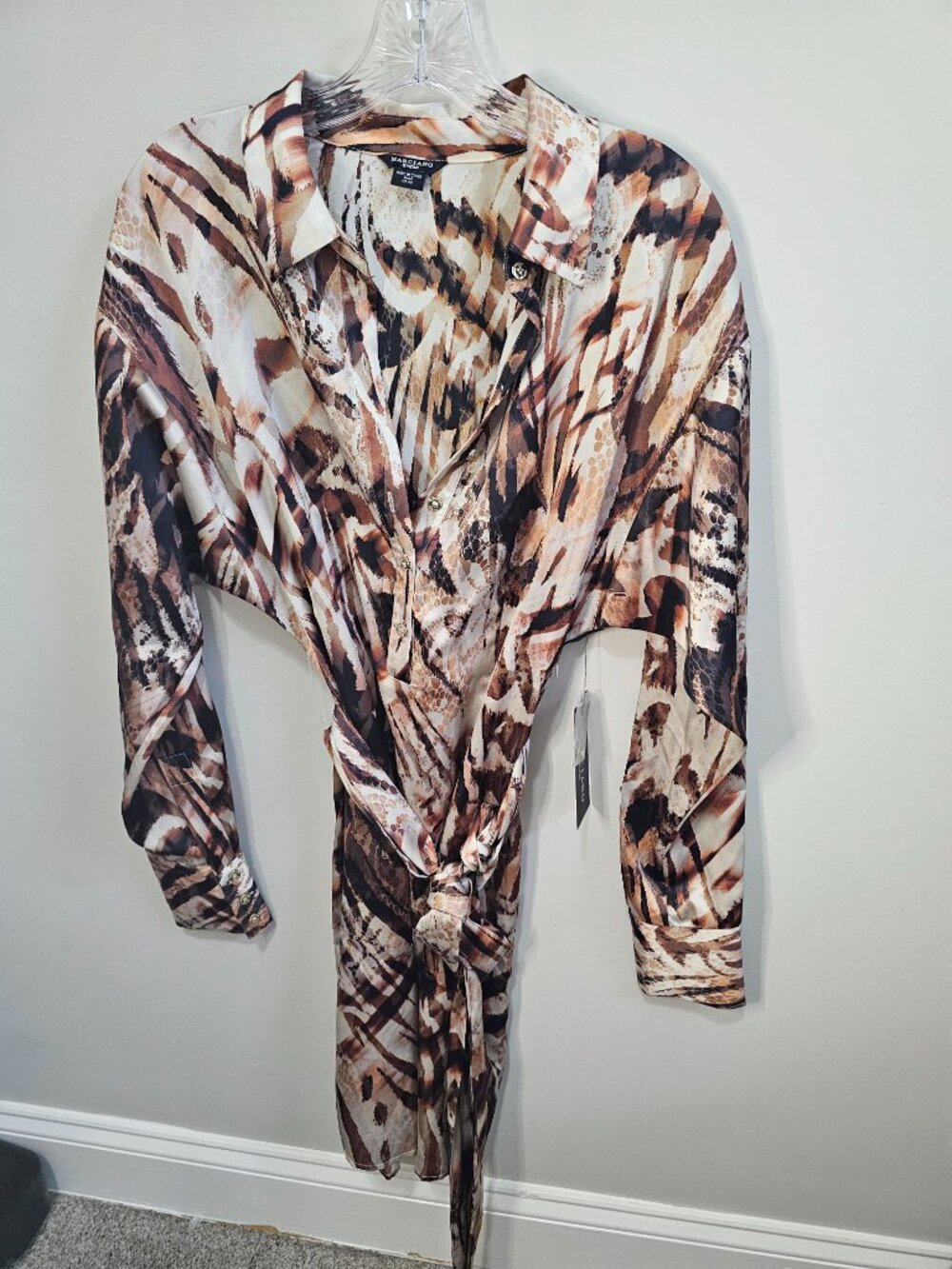Marciano Guess Animal Print Wrap Shirt Dress NWT Size M Retail $178 - Picture 4 of 11